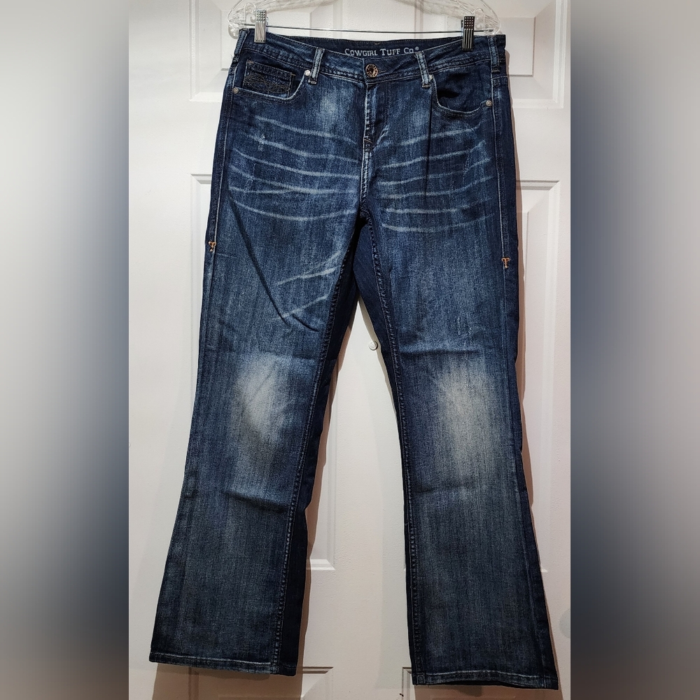 Cowgirl Tuff Women's Denim Blue Jeans 31x31 Boot Cut - "Sun Dance'n"